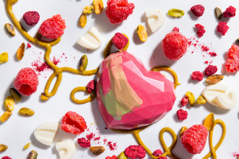 Raspberry Pistachio Heart Bar